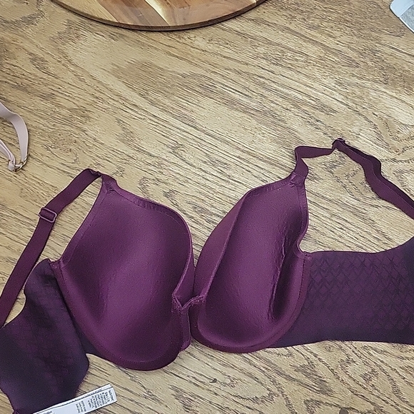 Victoria Secret bra - Picture 2 of 3